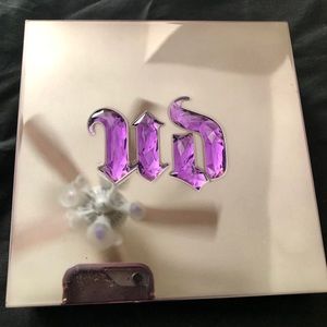 Urban decay pallet-15 year anniversary pallet